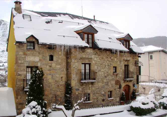 Hotel Snö Aragón Hills